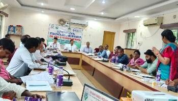 ପାରଳାଖେମୁଣ୍ଡି ଠାରେ କୃଷକ ଉତ୍ପାଦନ କମ୍ପାନୀମାନଙ୍କ ସଶସ୍ତୀକରଣ ପାଇଁ ଜିଲ୍ଲାସ୍ତରୀୟା କର୍ମଶାଳା ଅନୁଷ୍ଠିତ