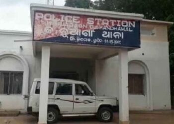 କ.ନୂଆଗାଁ ପୋଲିସ ପକ୍ଷରୁ ପାଞ୍ଚ ଜଣ ୱାରେଣ୍ଟିଙ୍କୁ କୋର୍ଟ ଚାଲାଣ