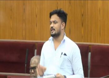 ଲଷ୍ମୀପୁର ବିଧାୟକ ଶ୍ରୀଯୁକ୍ତ ପବିତ୍ର ସାଉଁନ୍ତା ,ବିଧାନସଭାରେ, ପଞ୍ଚାୟତିରାଜ ଓ ପାନୀୟ ଜଳର, ବିଭାଗୀୟ ମନ୍ତ୍ରୀ ଙ୍କୁ ପ୍ରସ୍ତାବ ଉପସ୍ଥାପନାକରିଥିଲେ