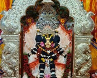 ମା’ଚର୍ଚ୍ଚିକାଙ୍କ ପୀଠାରେ କୁମାର ପୂର୍ଣ୍ଣିମା ଅବସରରେ ମା’ଙ୍କ କୁମାରୀ ବେଶ