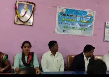 ଛେଲାଗଡ଼ ପଞ୍ଚାୟତ ରେ OAS ପରୀକ୍ଷା ରେ ସଫଳତା ହାସଲ କରିଥିବା କଳିଙ୍ଗ ଙ୍କୁ ସମ୍ବର୍ଦ୍ଧନା