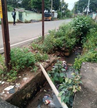 ବଡ଼ପଦା ସରକାରୀ ପ୍ରାଥମିକ ବିଦ୍ୟାଳୟ ସମ୍ମୁଖରେ ଡ୍ରେନ୍ ବିପଦ ସଙ୍କୁଳ ଅବସ୍ଥାରେ ରହିଛି