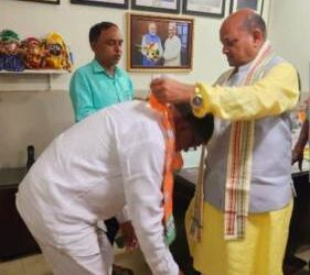 ବିଜେପିରେ ଯୋଗଦାନ କଲେ ବିଜେଡି ନେତା ଭବାନୀ ଶଙ୍କର ନିଆଲ