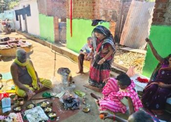 ନିଆରା ଢଙ୍ଗରେ ପର୍ବ ପର୍ବାଣୀ ପାଳନ କରନ୍ତି ପ୍ରଭାକର