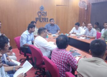 ସାମ୍ଭାବ୍ୟ ବାତ୍ୟା ମୁକାବିଲା ପାଇଁ ପ୍ରସ୍ତୁତି ବୈଠକ ଅନୁଷ୍ଠିତ
