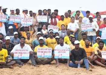 ମାନନୀୟ ପ୍ରଧାନମନ୍ତ୍ରୀ ଙ୍କ ସ୍ୱଚ୍ଛ ପକ୍ଷ ଅଭିଯାନ ଓ ପବିତ୍ର ଗାନ୍ଧୀ ଜୟନ୍ତୀ ଅବସରେ ମହୋଦଧି ସଫେଇ କାର୍ଯ୍ୟକ୍ରମ ପ୍ରଥମ ଥର ପାଇଁ ମହୋଦଧି ସଫେଇ ପାଇଁ ପ୍ରୟାସ