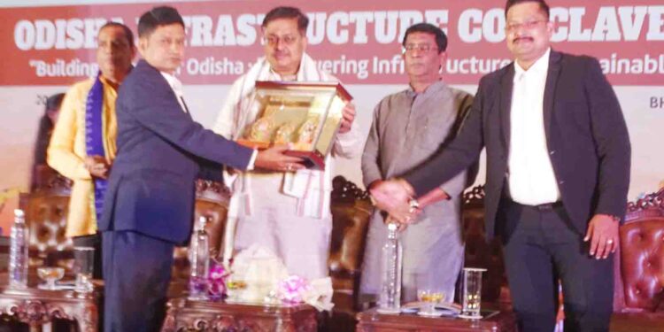 ଭୁବନେଶ୍ୱରରେ ଓଡିଶା ଇନଫ୍ରାଷ୍ଟ୍ରକଚର କନକ୍ଲେଭ ୨୦୨୪ ଓଡ଼ିଶା ବିକାଶର ଭବିଷ୍ୟତ ନିର୍ମାଣ