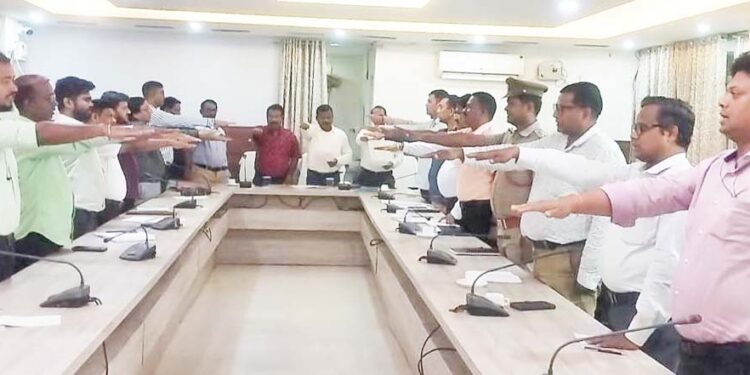 ପୁରୀ ରେ ସମ୍ବିଧାନ ଦିବସ ଶପଥ ପାଠ