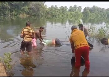 ମଲାଗୁଣି ନଦୀରୁ ଅଛିହ୍ନା ବ୍ୟକ୍ତି ର ଶବ ଉଦ୍ଧାର