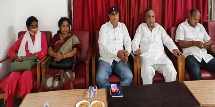 ଆମ୍ବ ଟାକୁଆ ଖାଇ ମୃତ୍ୟୁ ଘଟଣା, ବିଚାର ବିଭାଗୀୟ ତଦନ୍ତ ପାଇଁ ଦାବୀ