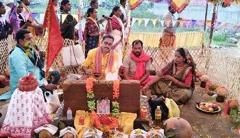 ମହାମାୟୀ ପୀଠ ରେ ବିଶ୍ୱ ଶାନ୍ତି ନାମ ଯଜ୍ଞ, ଘୃତ ଯଜ୍ଞ ଅନ୍ନ ଯଜ୍ଞ ଉଦଯାପିତ : ଶତାଧିକ ଭକ୍ତଙ୍କ ସମାଗମ