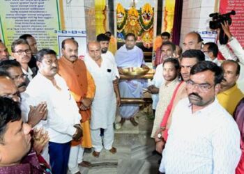 ବାଲିଗୁଡା ଶ୍ରୀଜଗନ୍ନାଥ ମନ୍ଦିର ପ୍ରତିଷ୍ଠା ମହୋତ୍ସବ : ସାମିଲ ହେଲେ ଭଞ୍ଜନଗର ବିଧାୟକ ପ୍ରଦୂମ୍ନ ନାୟକ