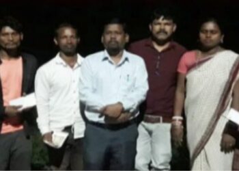 ଆମ୍ବ ଟାକୁଆ ଖାଇବା ଘଟଣା : ପ୍ରଶାସନ ପକ୍ଷରୁ ସହାୟତା ପ୍ରଦାନ
