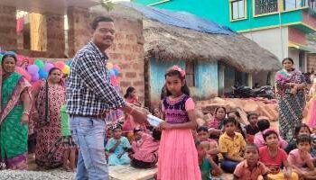 ଶିକ୍ଷା କ୍ଷେତ୍ରରେ ଏକ ଅଗ୍ରଣୀ ସ୍ୱେଚ୍ଛାସେବୀ