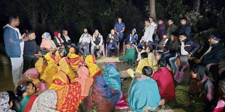 ଦୁର୍ଗମ ଅଞ୍ଚଳ ବୁଲି ଆଦିବାସୀ ଲୋକମାନଙ୍କ ସମସ୍ୟା ବୁଝିଲେ ବିଧାୟକ