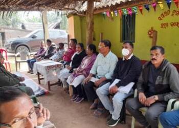 ଜମି ଅଧିଗ୍ରହଣ ସମସ୍ୟା ପାଇଁ , ଆଗେଇପାରୁନି ରେଳ ପ୍ରକଳ୍ପ ,ବସିଲା ବୈଠକ ହୋଇପାରିଲାନି ସମାଧାନ