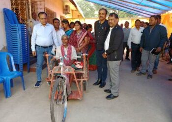 ବିରିଡି ବ୍ଲକ କାର୍ଯ୍ୟାଳୟ ଠାରେ ଯୁଗ୍ମ ଜନ ଅଭିଯୋଗ ଶୁଣାଣି ଶିବିର