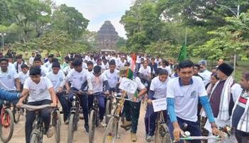 ସଚେତନତା ବାର୍ତ୍ତାକୁ ନେଇ ଗଡିଲା ସାଇକେଲ