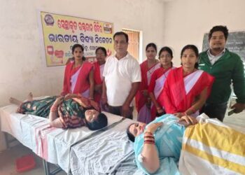 ବୋଲଗଡ଼ ବିଧାୟକ ପ୍ରଦୀପ କୁମାର ସାହୁ ଓ ପୂର୍ବତନ ବିଧାୟକ ରାଜେନ୍ଦ୍ର କୁମାର ସାହୁ ଙ୍କ ଆହ୍ବାନ ରେ ସମାଜସେବୀ ଶୁଭକାନ୍ତ ମହାପାତ୍ର ଙ୍କ ସଂଯୋଜନା ରେ ଏକ ସ୍ଵେଚ୍ଛାକୃତ ରକ୍ତଦାନ ଶିବିର ଅନୁଷ୍ଠିତ ହୋଇଯାଇଛି