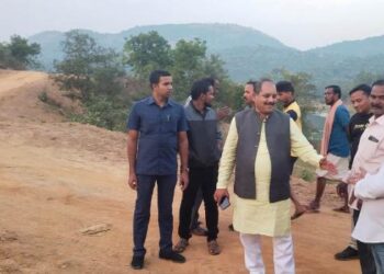 ସଂପୁର ଯୋଡାପଡା – ମଣ୍ଡନଗିରି ରାସ୍ତା ସମୀକ୍ଷା କଲେ ବିଧାୟକ