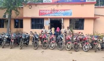 ବୋଲଗଡ଼ ପୋଲିସକୁ ସଫଳତା : ୧୪ ଚୋରା ବାଇକ ଜବତ – ୨ କୋର୍ଟ ଚାଲାଣ