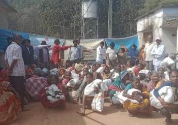 ମୁକ୍ତି ପ୍ରଶିକ୍ଷଣ ବେଦାନ୍ତ ଆଶ୍ରମ ତରଫରୁ ଶୀତ ବସ୍ତ୍ର ବଣ୍ଟନ