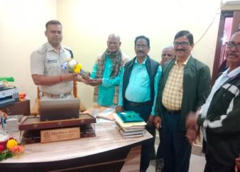 ନିଆଳି ବଶିଷ୍ଠ ନାଗରିକ ମଞ୍ଚ ପକ୍ଷରୁ ନିଆଳିର ପ୍ରଶାସନିକ ଅଧିକାରୀମାନଙ୍କୁ ସମ୍ବର୍ଦ୍ଧନା