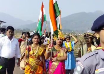 ଛେଳିଗଡ଼ ସରକାରୀ ଉଚ୍ଚ ବିଦ୍ୟାଳୟରେ ପତାକା ଉତ୍ତୋଳନ କଲେ ବିଧାୟକ ଶ୍ରୀ ଦାଶରଥି ଗମାଙ୍ଗ