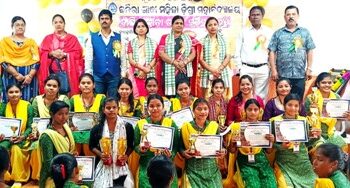 ଶିକ୍ଷା ଜ୍ଞାନ ବୃଦ୍ଧିରେ ସହାୟକ ହୋଇଥାଏ, କ୍ରୀଡା ଶାରୀରକୁ ସୁସ୍ଥ ରଖୁଥାଏ