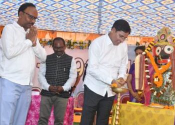ସମନ୍ୱିତ କୃଷି ପ୍ରଣାଳୀ ଚାଷୀଙ୍କ ଆୟକୁ ବହୁ ଗୁଣିତ କରୁଛି  : ବ୍ରଜବଲ୍ଲଭପୁର ଓ ନାଟୁଗାଁରେ ଜଳ ବିଭାଜିକା ଯାତ୍ରା