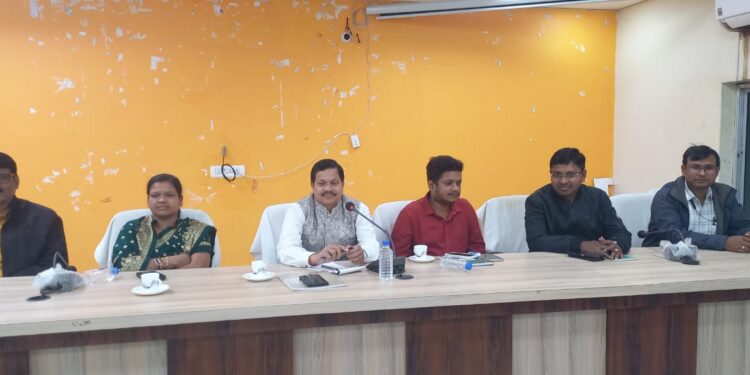 ଦଶପଲ୍ଲା ବିଧାୟକଙ୍କ ଅଧ୍ୟକ୍ଷତାରେ ପଞ୍ଚୁପାଣ୍ଡବ ମହୋତ୍ସବ ଓ ପଲ୍ଲୀଶ୍ରୀ ମେଳା ପାଇଁ ପ୍ରସ୍ତୁତି ବୈଠକ