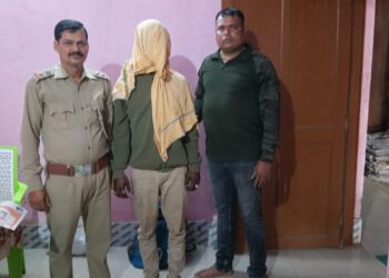 ୪୦ ଲକ୍ଷ ର ଗଞ୍ଜେଇ ଜବତ।୫ ପିକପ୍ ଭ୍ୟାନ୍ ଙ୍କୁ ଅଟକ