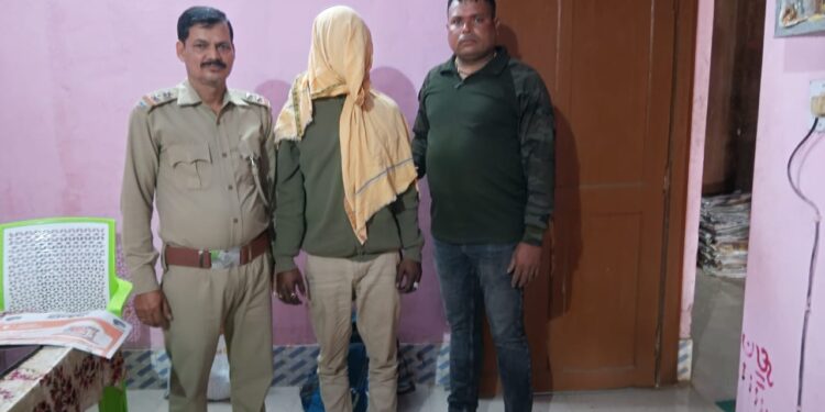 ୪୦ ଲକ୍ଷ ର ଗଞ୍ଜେଇ ଜବତ।୫ ପିକପ୍ ଭ୍ୟାନ୍ ଙ୍କୁ ଅଟକ