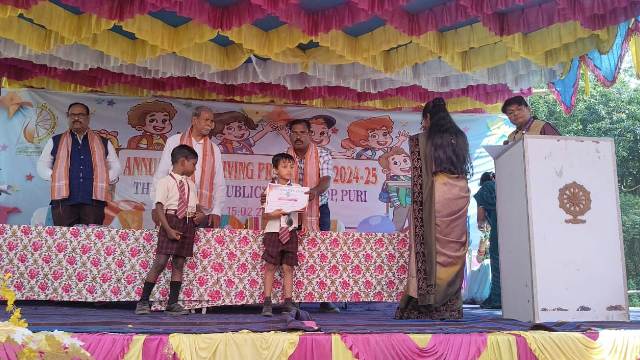 କଳିଙ୍ଗ ପବ୍ଲିକ ସ୍କୁଲ ର ବାର୍ଷିକ କ୍ରୀଡା ଉତ୍ସବ 2025 ଅନୁଷ୍ଠିତ
