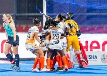 England record 2-1 shootout win over India in FIH Hockey Pro League 2024/25 (Women)