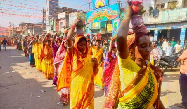 ମୋହନା ହନୁମାନ ମନ୍ଦିର ବିଗ୍ରହ ପ୍ରତିଷ୍ଠା ଉତ୍ସବ : ଲକ୍ଷାଧିକ ଭକ୍ତଙ୍କ ସମାଗମ, ବିଶାଳ କଳସଯାତ୍ରା