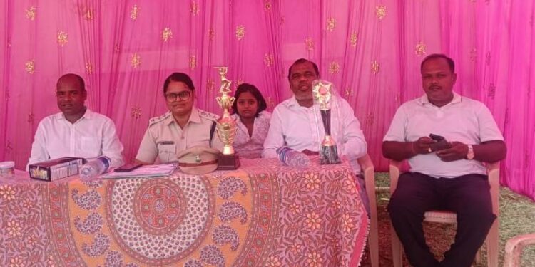 ସୁତନରେ ଆମ ପୋଲିସ କାର୍ଯ୍ୟକ୍ରମ