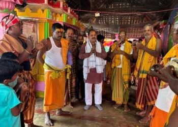 ବାବାନାଗେଶ୍ଵର ଦେବ ଓ ମାଁ ସିଦ୍ଧ ଖଣ୍ଡୁଆଳ ଙ୍କ ପବିତ୍ର ପୀଠରେ ଦ୍ଵାଦଶ ବାର୍ଷିକ ବିଶ୍ଵଶାନ୍ତି ମହାଯଜ୍ଞ
