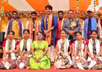 ଛାତ୍ରଛାତ୍ରୀମାନେ ନିର୍ଦ୍ଦିଷ୍ଟ ଲକ୍ଷରଖି ଶିକ୍ଷା ଅଧ୍ୟୟନ କଲେ ସଫଳ ହୋଇ ପାରିବେ