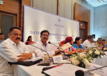 ଦଶ ଦଫା ଦାବୀ ପୂରଣ ପାଇଁ ଅର୍ଥକମିଶନରଙ୍କୁ ଦାବୀ ଉପସ୍ଥାପନା କଲେ ଜନ ପ୍ରତିନିଧି