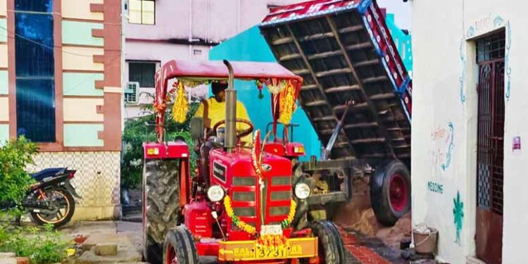 ବେଧଡକ ବାଲି ଲୁଟ୍ : ପାଟ୍ରୋଲିଂ ସରିଲେ ବଢୁଛି ବେଆଇନ୍ ପରିବହନ