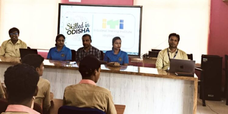 କ୍ୟାରିଅର ଗଠନ ଏବଂ ମୋଟିଭେଶନ ପାଠ୍ୟକ୍ରମ