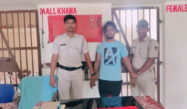 ଦୁର୍ଦ୍ଦାନ୍ତ ଅପରାଧୀ କୁ କବଜା କଲା କୃଷ୍ଣଚନ୍ଦ୍ରପୁର ଥାନା ପୋଲିସ