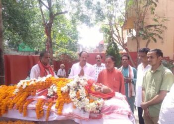 ବିଶିଷ୍ଟ ସାମ୍ୟବାଦୀ ନେତା ଭାରତୀୟ କମ୍ୟୁନିଷ୍ଟ ପାର୍ଟି (CPI) ର ବରିଷ୍ଠ ନେତା କମ୍ରେଡ ଦିବାକର ନାୟକଙ୍କ ୭୨ ବର୍ଷ ବୟସରେ ପରଲୋକ ହୋଇଯାଇଛି