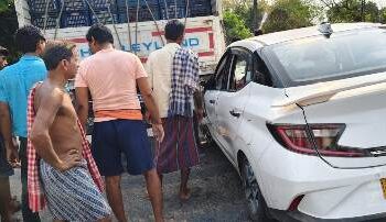 ଟ୍ରକ୍ କୁ ପଛରୁ ପିଟିଲା କାର, ଜଣେ ସାମାନ୍ୟ ଆହତ