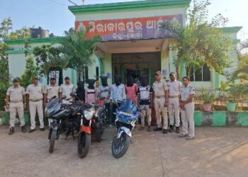 ଦୋକାନ ତାଲା ଭାଗିଂ ଲୁଟ 6ଜଣ ଲୁଟେରା ଗିରଫ