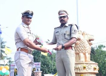 ଗଞ୍ଜାମ ଜିଲ୍ଲା ହୁମା ଫାଣ୍ଡି ଅଧିକାରୀ ଶ୍ରେଷ୍ଠ ସବ ଇନିସପେକ୍ଟର ଭାବେ ପୁରସ୍କୃତ ହେଲେ