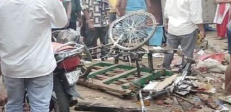 ଦୋକାନ ବଜାର ଆଡକୁ ମାଡିଗଲା ଟାଟା ଆଇଚର ଗାଡି : ୧୦ ଆହାତ, ୫ ଗୁରୁତର
