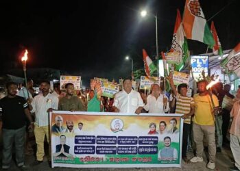 ମାହାଙ୍ଗା କଂଗ୍ରସ୍ ନେତା ପ୍ରଦୀପ୍ତଙ୍କ ନେତ୍ରୁତ୍ଵରେ ବିଶାଳ ମଶାଲ୍ ଶୋଭାଯାତ୍ରା