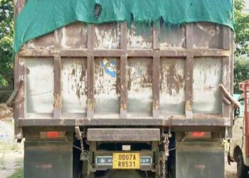 ନକଲି ଟ୍ରାଞ୍ଜିଟ ପାସରେ ଚୋରା ବାଲି ଚାଲାଣ : ଜୋରିମାନା ଆଦାୟକୁ ନେଇ ଚର୍ଚ୍ଚା !